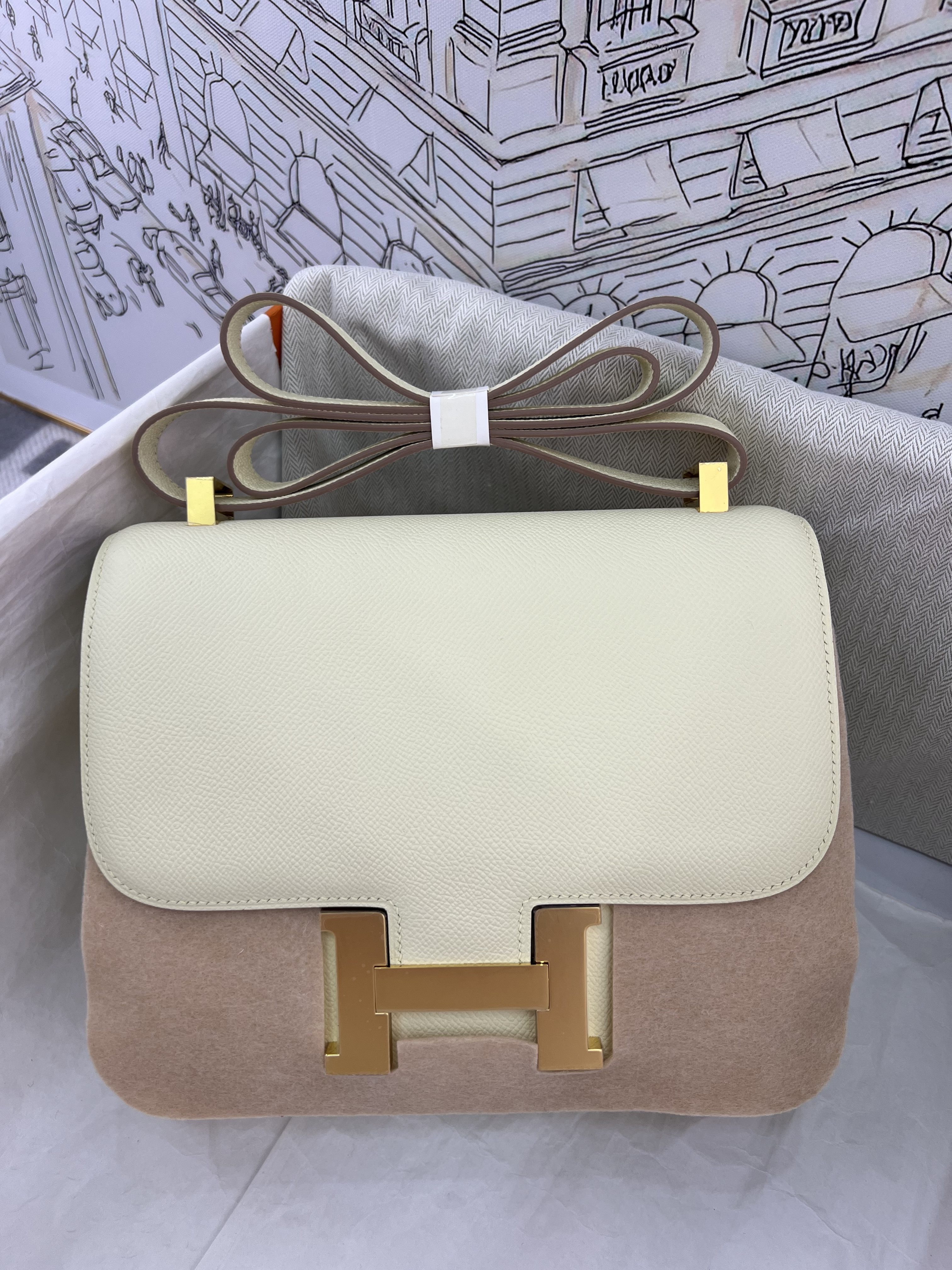 Women Genuine Epsom Leather Constance Bag, Cream Luxury Gold H Buckle Crossbody Shoulder Handbag
